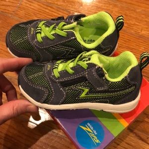 New in box little boys stride rite sneakers